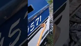 Best Way to Check if your Fiberglass Boat is Rotten 🤣 #shorts #fiberglass #lol