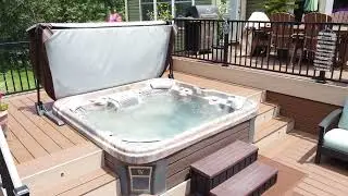 Cathy's Hot Tub in LaGrangeville, New York