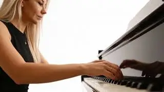 Natalia Voronova - hotel/restaurant pianiste