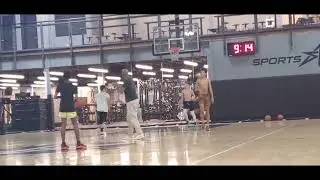 Practice with Kenny Smith AIM High Basketball..