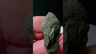 Found a basalt Tunxis Indian projectile point .#tunxis #indian #basalt #projectilepoint
