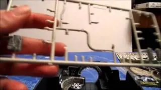 BUILD THE MILLENNIUM FALCON NR 13 PL