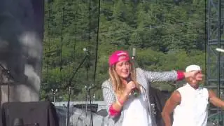 Britt Nicole - Gold (Live at Soulfest 2014)