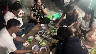 Hello. Mời cả nhà mình cùng ăn cá   Luộc đêm nha cả nhà yêu thương 