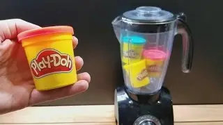 COLOQUEI MASSINHA PLAY-DOH DENTRO DO LIQUIDIFICADOR!!