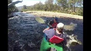 HUON RIVER kayaking 2 trips compared Low water and in Flood