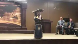 Serah Franco singing El Alfarero @ The Door CFM  Mcallen