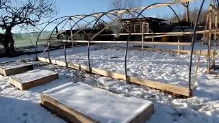 auto-costruzione serra, DIY greenhouse homemade, costo basso, (puntata 4)