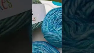 #yarnhaul #caroncakes  