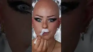 Meow, easy black cat makeup tutorial