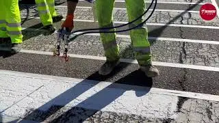 Se&ntilde;alizadora doble componente + equipo Disperglass proyecci&oacute;n de microesferas