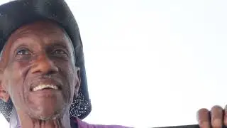 Bernie Worrell talks Curtis Mayfield, James Brown and Larry Graham before the sound gets bad
