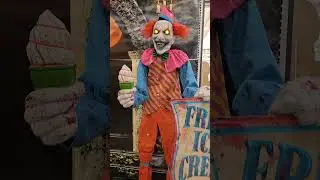 NEON ICE SCREAM CLOWN ANIMATRONIC #halloween #partycity #halloweencity