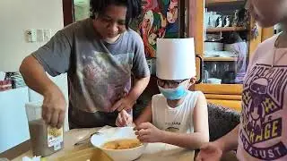Travis the Muffin Man.. first time mag bake ni Travis.. masarap kaya? 