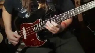 Cody Wright - Bass loop jam W/NO PICK