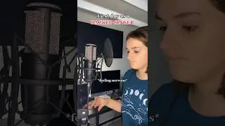The life of a backup singer... 😂 #backupsinger  #singer #musician #katyperry #producer #artist