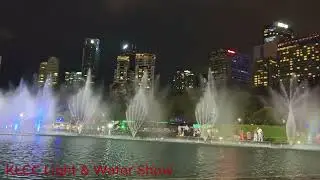 Lake Symphony Fountain Show লোকেশন: KLCC Park, Petronas Twin Towers