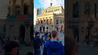 An der Alten Oper 
