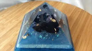 Orgonite Giza piramide 14 cm 'De steen des levens'