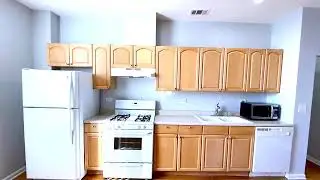 2451 W Howard St #605, Chicago, IL 60645