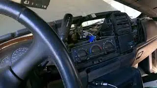 Chevrolet Silverado 1999-2007 гг. Дневные фары не выключаются и не включаются. Исправление