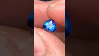 Natural Peacock Blue Sapphire 1.07 Carats, certified by GUILD International with a Vibrant rating