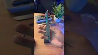 THIS IS A GRAVITY KNIFE 😳 #shorts #youtubeshorts