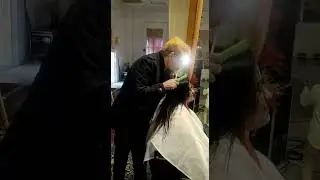 javed habib ne apne thuk se kiya hair cutting, viral video