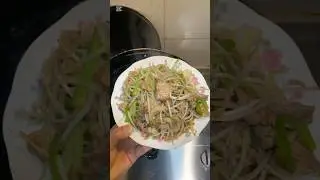 Stir fried pork with bean sprouts and green chili