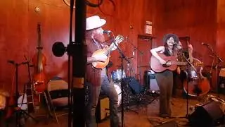 4 Jessica Malone & Jonny Mojo, 