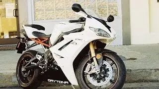 Brutal Triumph Daytona 675R 675 T595 exhaust sound compilation