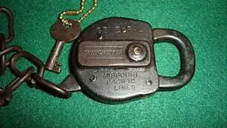 Ramblin' Thomas Lock and Key Blues (1928)