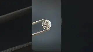 Well cut 3/4 carat round brilliant diamond R7898
