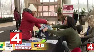 Raising Readers: Community rallies for 'Go 4 It' book drive in Metro Detroit