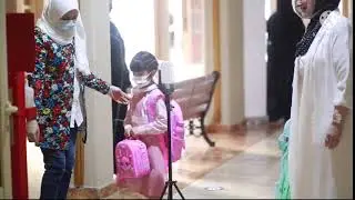 استقبال متعلمات بحرة لليوم الأول مجموعة ( أ ) مديرة المدرسة ا. أماني المتعب