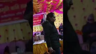 Dr. Vinod Asudani reciting poetry in All India Hindi Kavisamelan at New Delhi. 