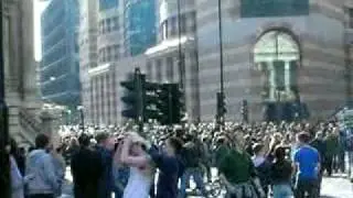 G20 London demo: corralled in the Square Mile