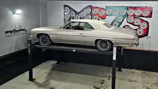 We now have a lift in the shop!