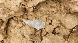 4.16.23-Native-American-Artifacts-Arrowheads-Ohio-River-Kirk-Serrated-Point.