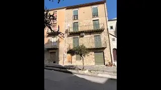 Italian Dream Home: 4 Story House For &euro;40000