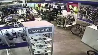 BMX Theft from AvantiPlus Waitakere
