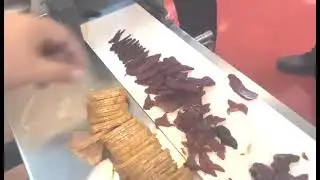Профессиональный слайсер нарезки мясных продуктов LC SR-140 видео работы, обзор по нарезке