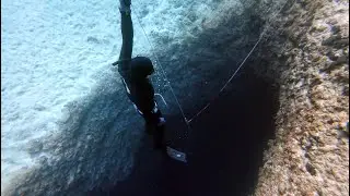 Freediving training to 30m.