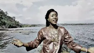 Tembeya na Yesu Kristo by Chorale Uamsho Cbca himbi 2 Goma Official Video