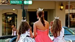 Vicksburg's Miss Mississippi Pageant Parade from Start to Finish