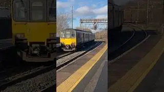 Class 150106 Departing Hyde North #train #railway #trainspotting #northernrailway
