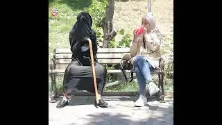 الحجة ام تحسين بدها تنفخ صدرها لان في واحد منفس 😂😂كمية الضحك بالفيديو لاتوصف هههههههههه