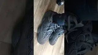 Yeezy 500 Utility Black on foot (close up) #2023 #sneaker #yeezy500 #adidas #adidasshoes #yeezyshoes