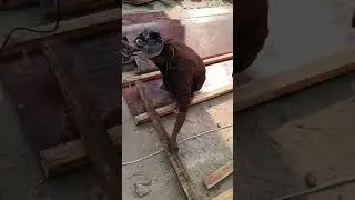 Ohh 😳 Plywood Shuttering Making Trick #shorts #viral #ytshorts #youtubeshorts #shuttering