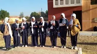 الإذاعة الصباحية الانجليزية كانت تتحدث اليوم عن  كيف نصنع الفارق في المدرسة وجعلها مكان افضل بمدرسة
